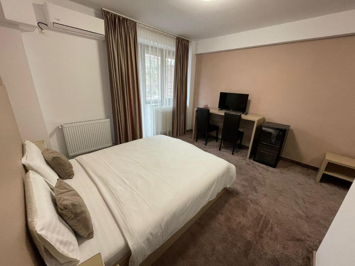 Hotel Rivoli Bucharest Luaran gambar